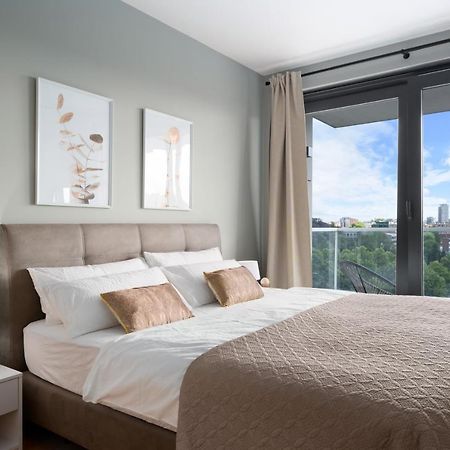 Shs Homes-Luxe Highrise, 2 Bedrooms, Kitchen, Free Parking, Stunning View, Large Tarrasse, Workspace Hasselt Eksteriør bilde