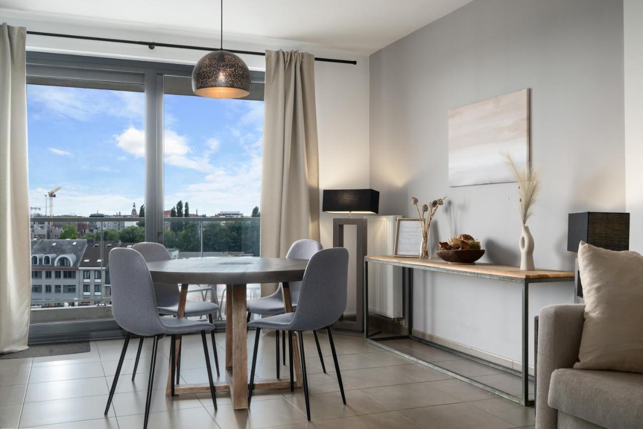 Shs Homes-Luxe Highrise, 2 Bedrooms, Kitchen, Free Parking, Stunning View, Large Tarrasse, Workspace Hasselt Eksteriør bilde