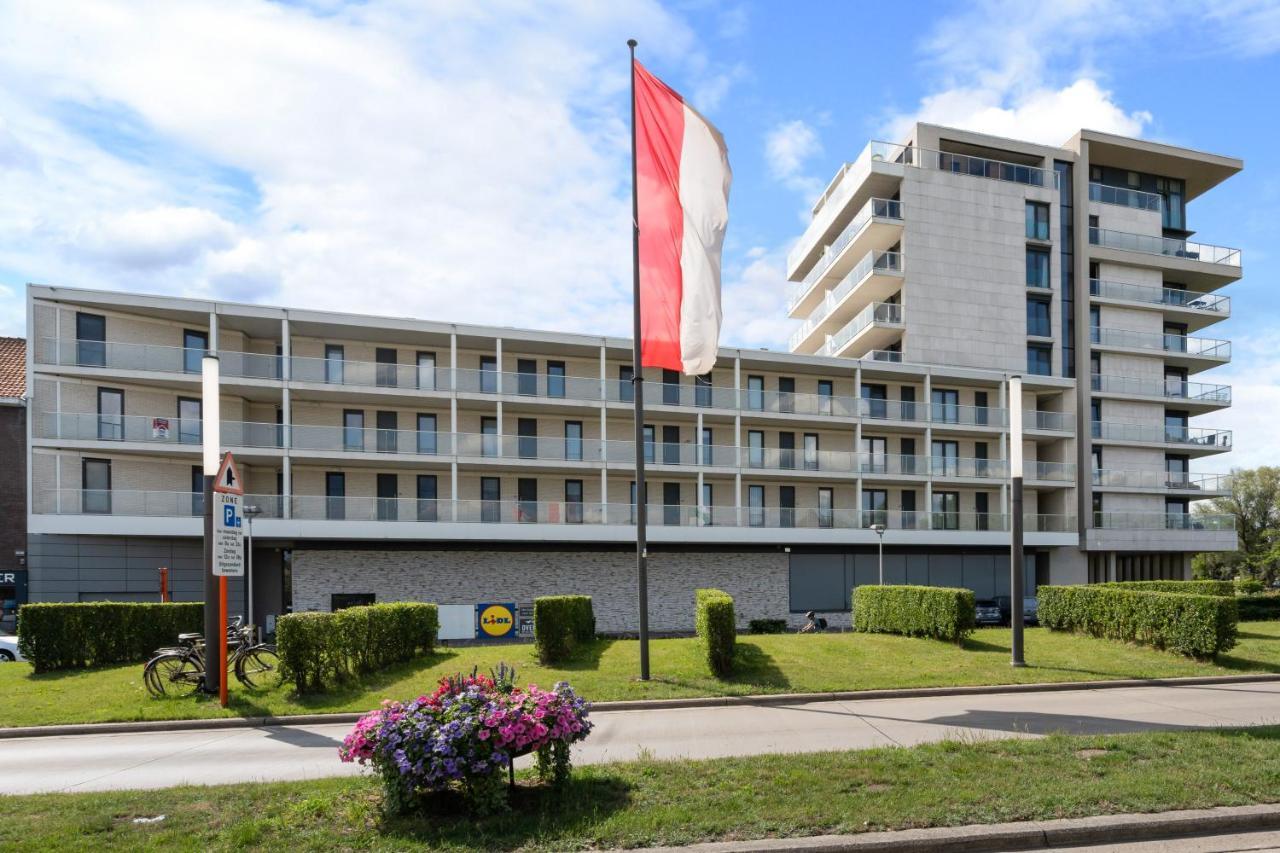 Shs Homes-Luxe Highrise, 2 Bedrooms, Kitchen, Free Parking, Stunning View, Large Tarrasse, Workspace Hasselt Eksteriør bilde